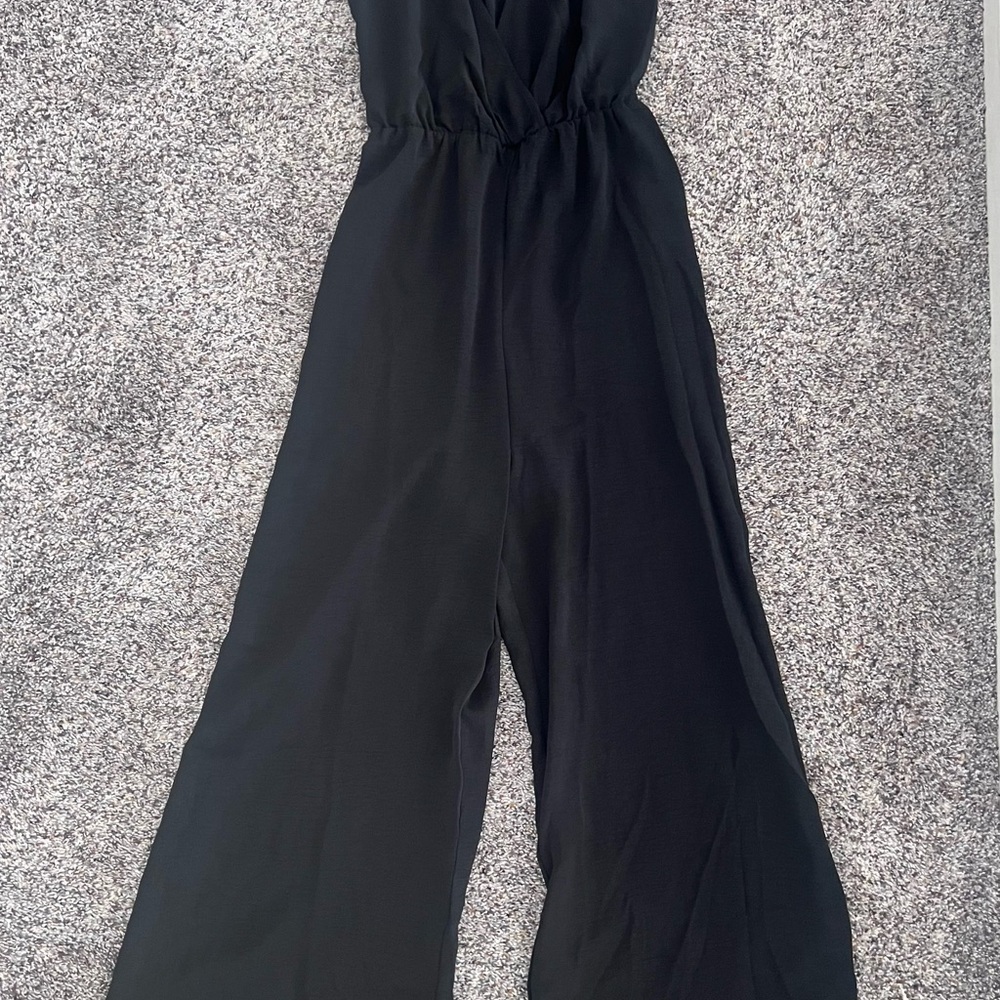 SHEIN Black Romper Jumpsuit with Fitted Waist and Minimalist Design